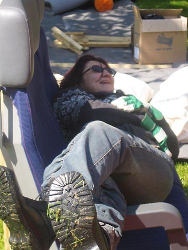 girl-peacecamp_06_01