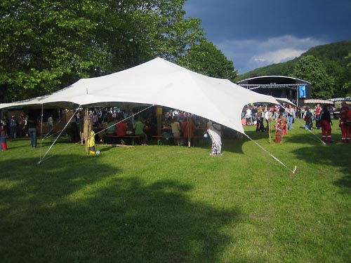 girl-peacecamp_06_23
