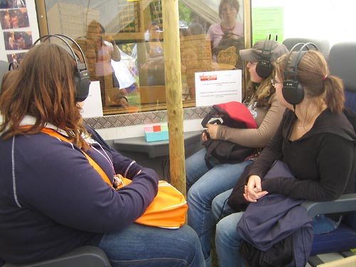 girl-peacecamp_06_27