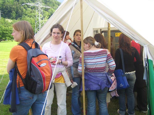 girl-peacecamp_06_29