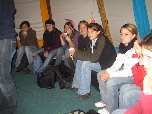 girl-peacecamp_06_33