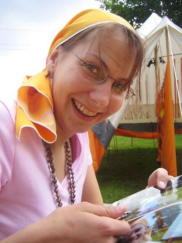 girl-peacecamp_06_44