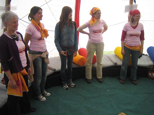 girl-peacecamp_06_46