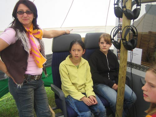 girl-peacecamp_06_58